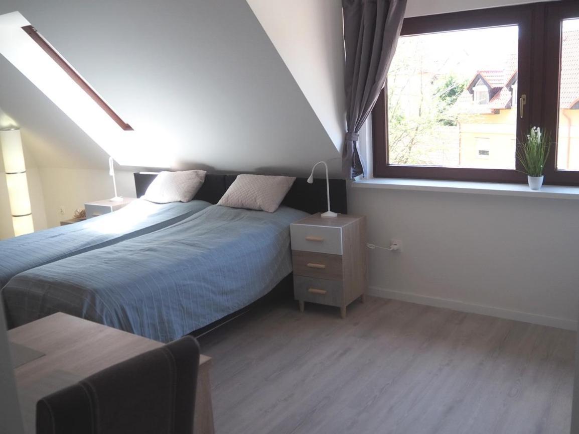 Appartamento Szent Benedek Apartman Fot Esterno foto