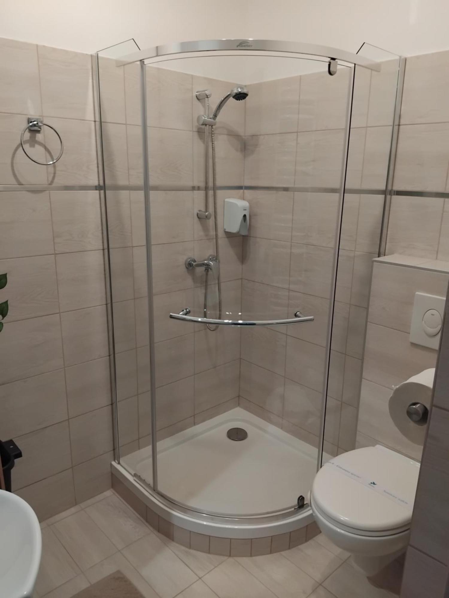 Appartamento Szent Benedek Apartman Fot Esterno foto