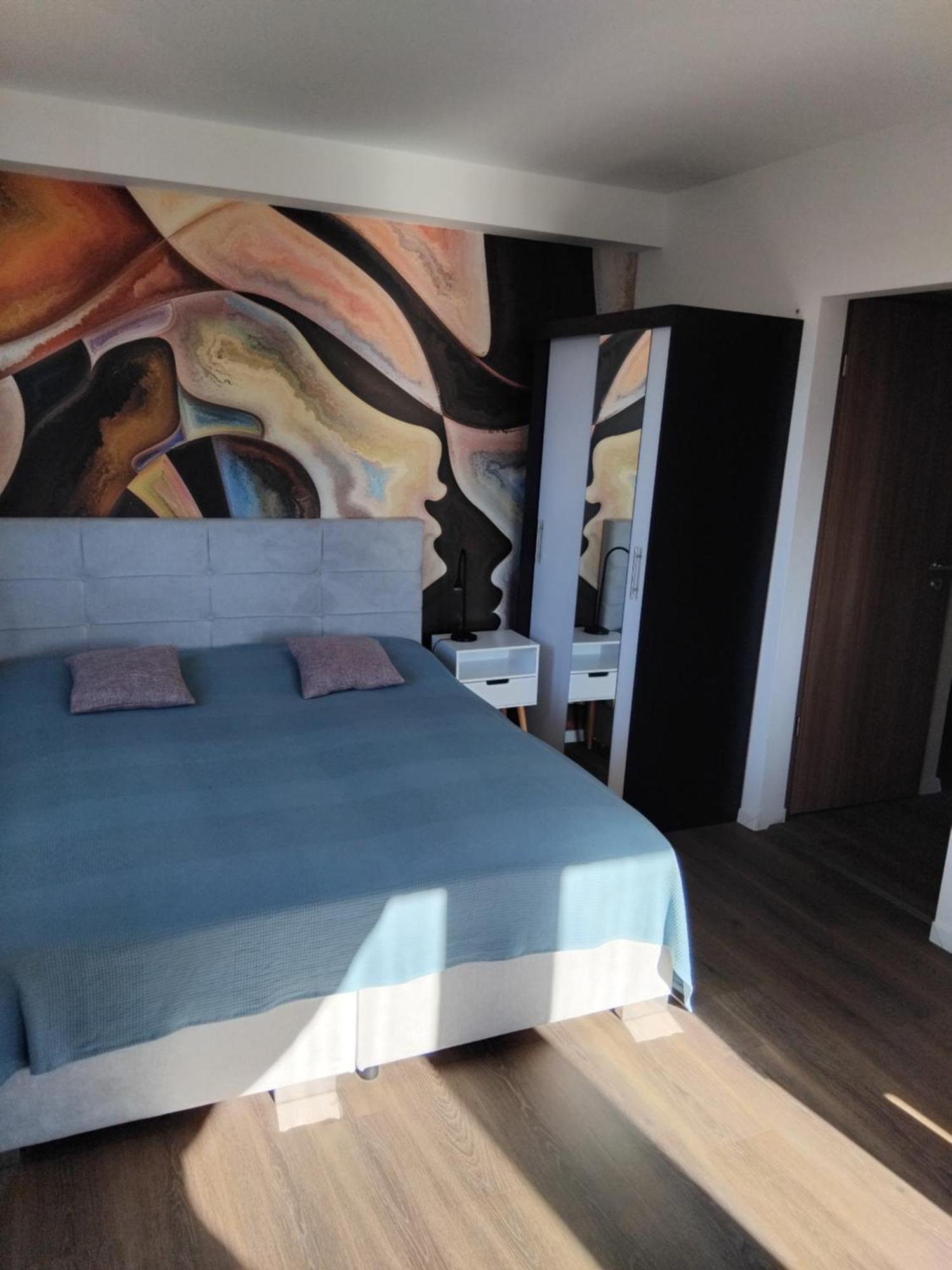 Appartamento Szent Benedek Apartman Fot Esterno foto