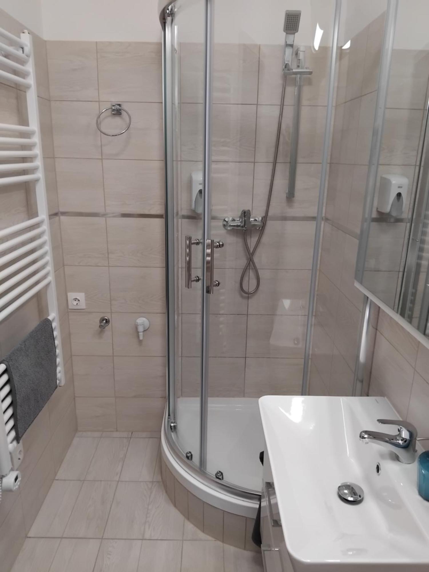 Appartamento Szent Benedek Apartman Fot Esterno foto
