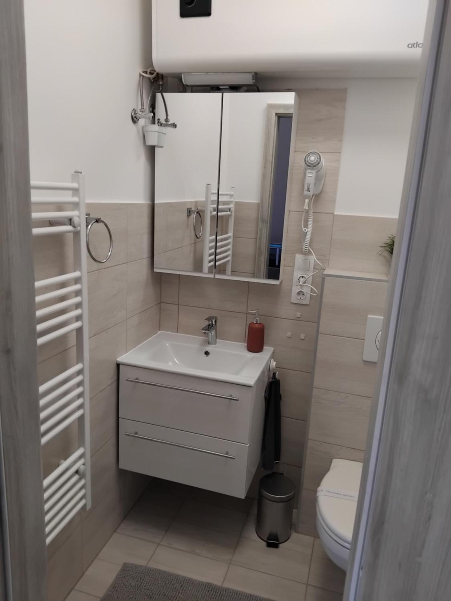 Appartamento Szent Benedek Apartman Fot Esterno foto
